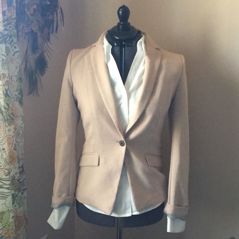 H&M - Beige Blazer
